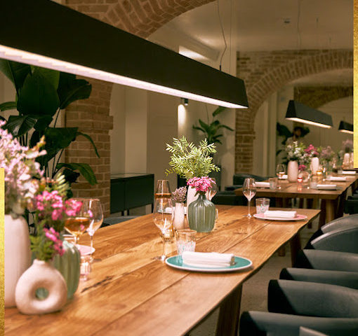 Dama Restaurant