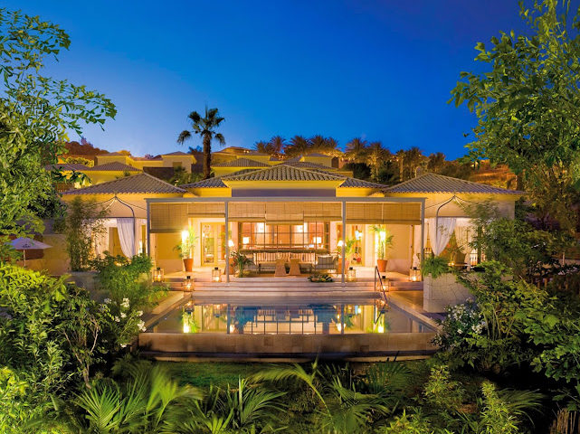 Gran Hotel Bahía del Duque Resort